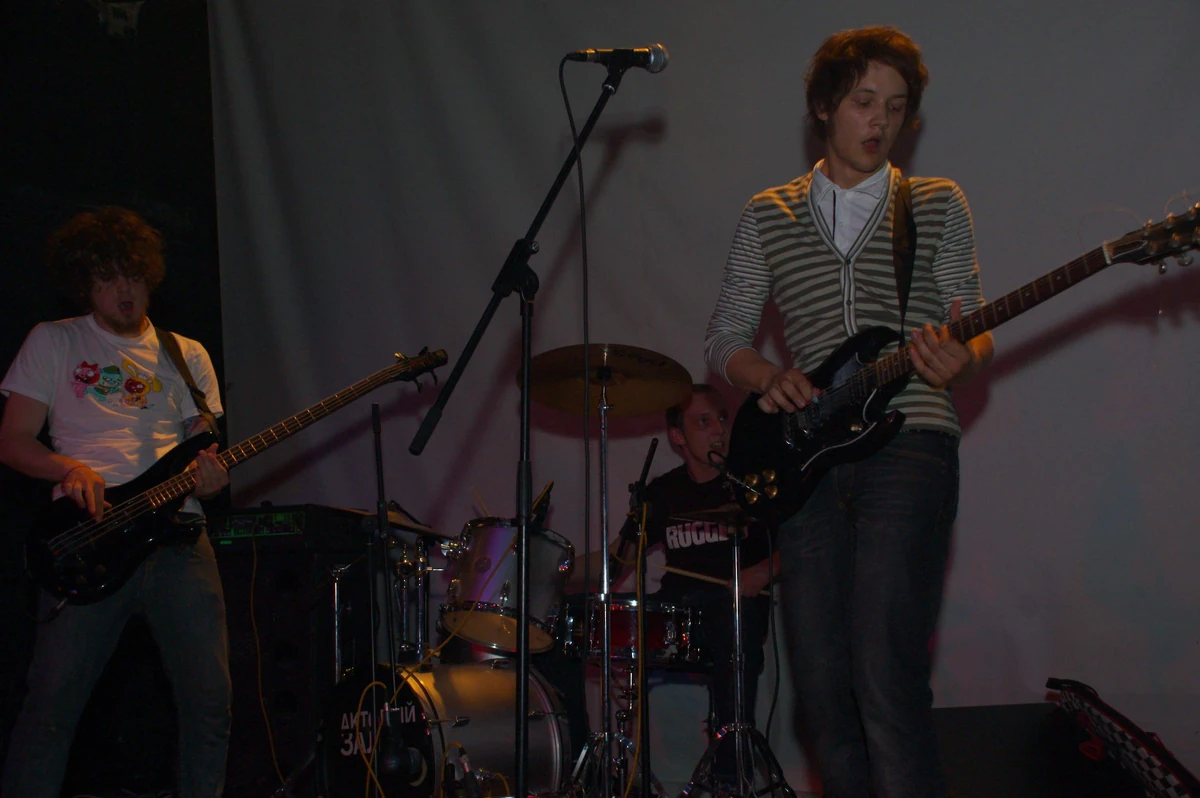 Live At Assembly Hall The Burns Wiki Fandom