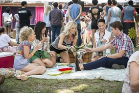 2x02 - Express Yourself - Infobox