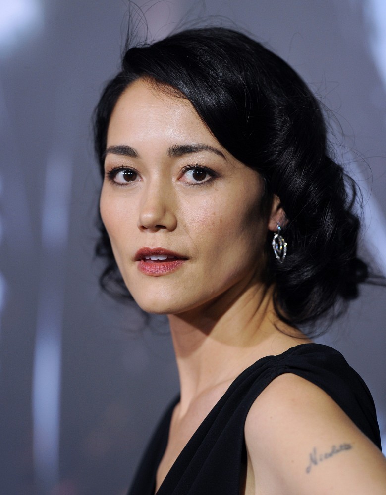 til eksil orange Accord Sandrine Holt | The Crossing Wiki | Fandom