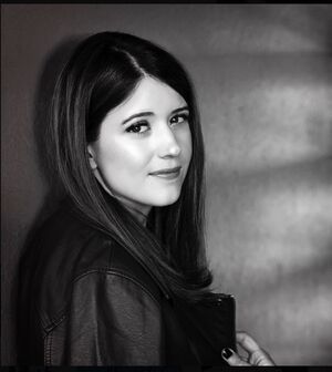 Alexandra bracken