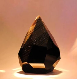 Shiningtrapazohedron2 3-392x404