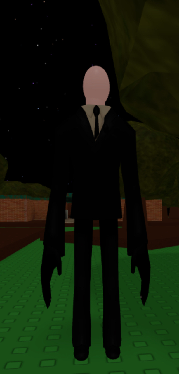 so I called a CREEPY slender on roblox.. (shocking) 