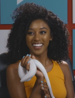 Jennelle Eliana | The fine bros Wiki | Fandom