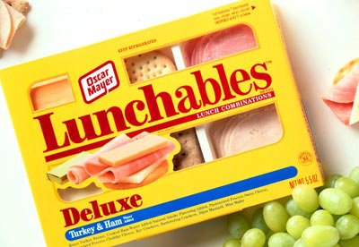 https://static.wikia.nocookie.net/the-foods-we-loved/images/2/2f/Lunchable_Deluxe.jpg/revision/latest?cb=20161004235107