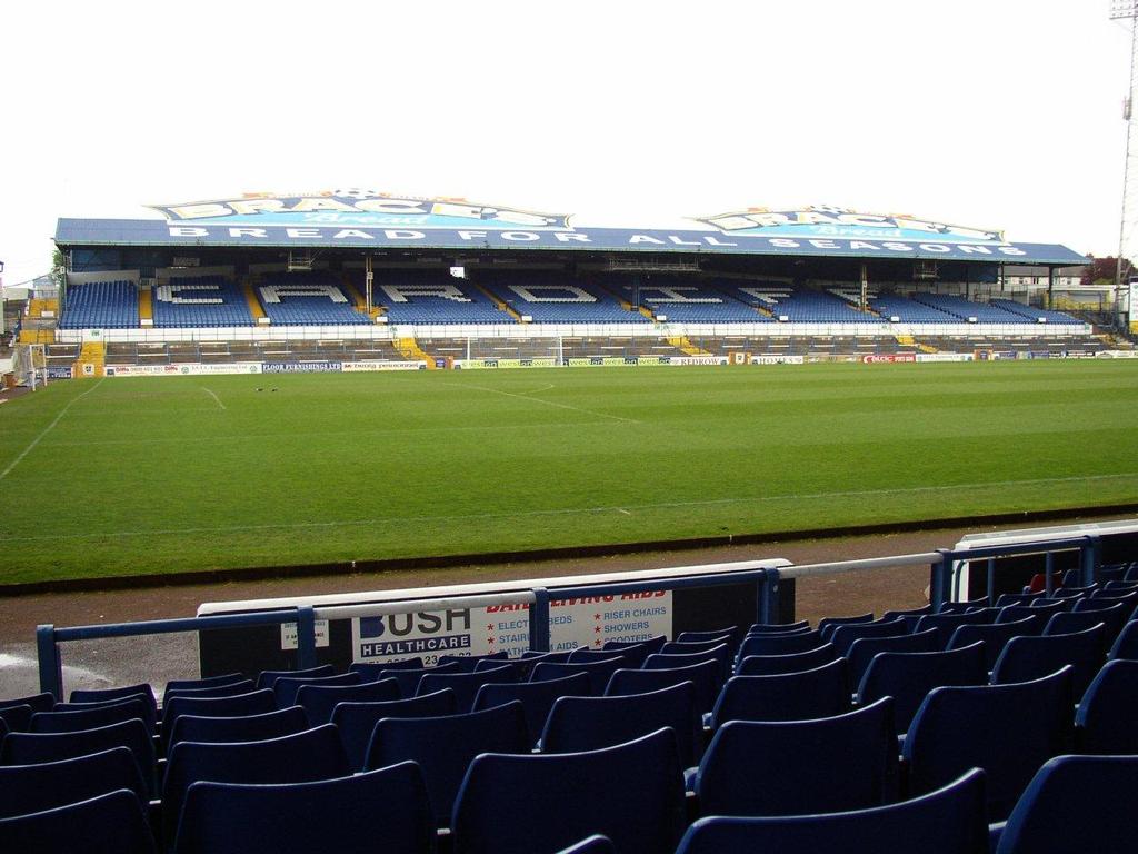 Ninian Park - Wikipedia