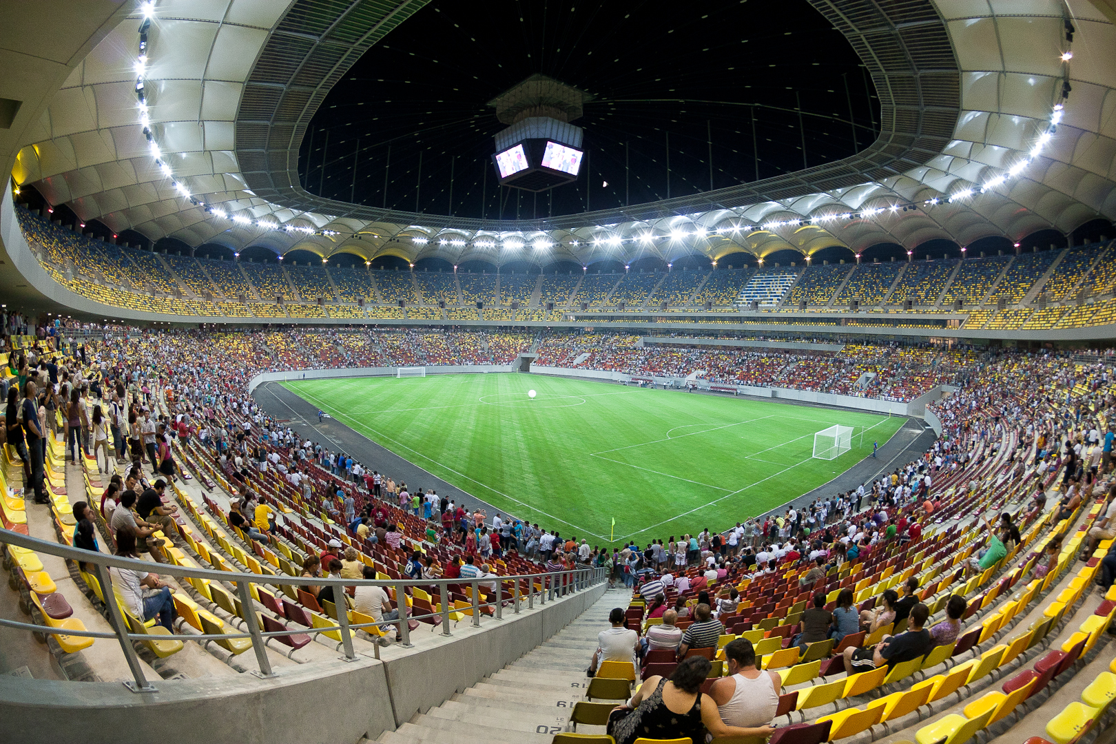 Allianz Arena - Wikipedia