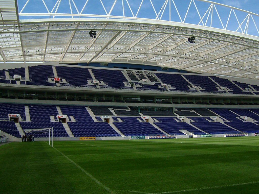 fc porto staduim light