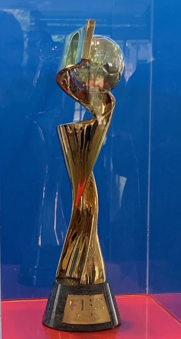 Trophée de la Coupe du monde de football — Wikipédia