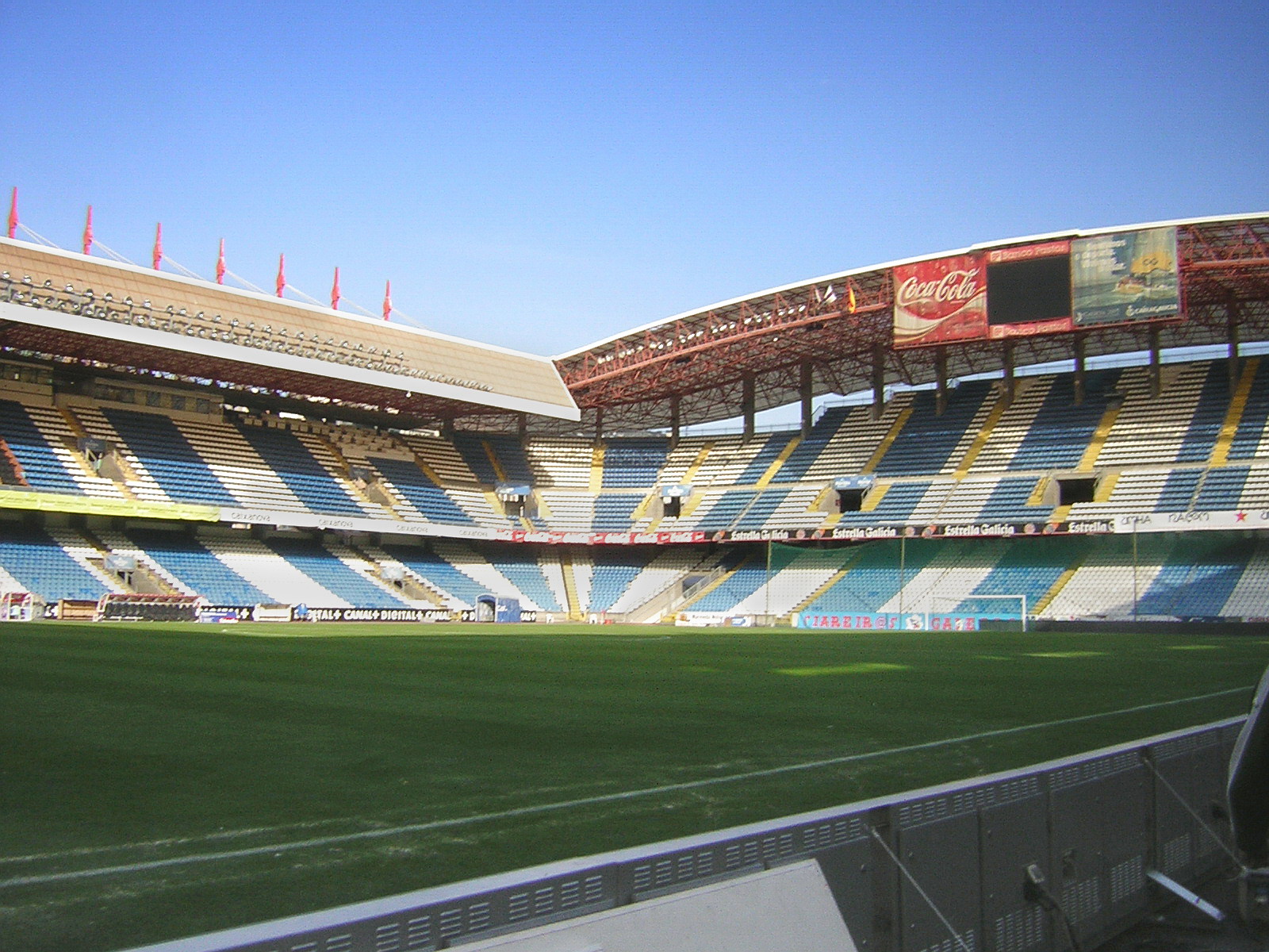 Stadio Ennio Tardini - Wikipedia