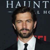 Michiel Huisman The Haunting Of Bly Manor Wiki Fandom