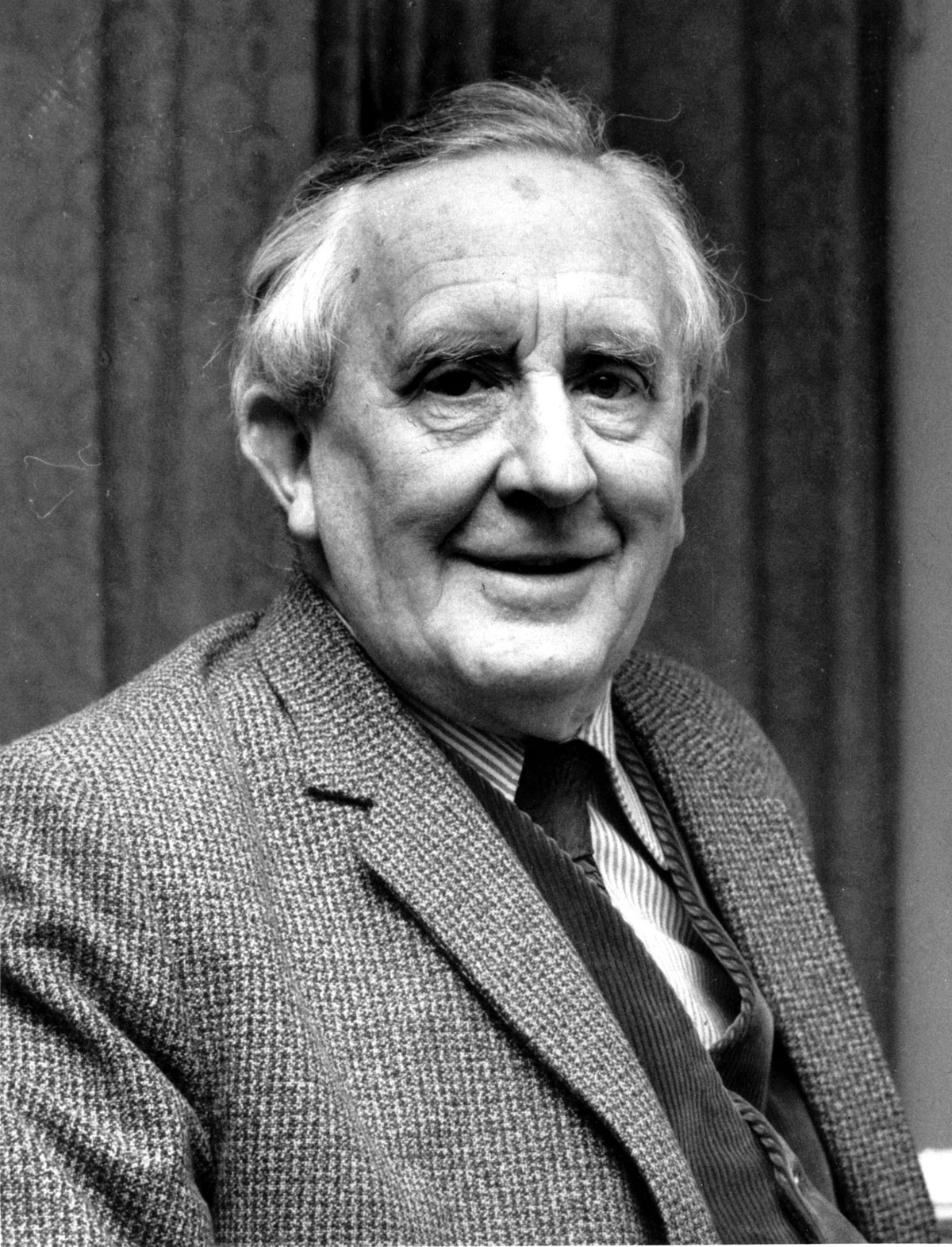 J.R.R. Tolkien | Middle Earth Film Saga Wiki | Fandom