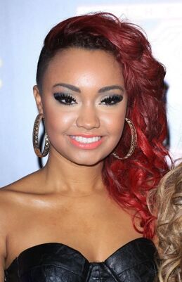 Leigh anne pinnockred picnik 2