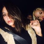 Tweeted by Nathalia 7 hours ago: "Ignoring the fact I look like a sketchy freak. My friends look hot. @janelparrish @itssk...".