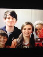 Tweeted by "@MollyShires": "@BradKavanagh it was lovely meeting you !!!!!!!"