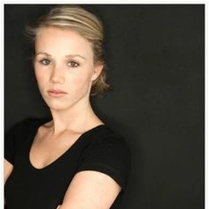 Sanne Samina Hanssen Gallery House Of Anubis Wiki Fandom Het huis anubis te kijken op videoland. sanne samina hanssen gallery house