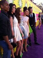 Tweeted by "@NickelodeonUKPR": "Our House of Anubis stars looking very glam! Only half an hour to go! #KCAUK".