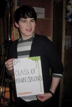 Tweeted by "@NickelodeonUK": "TWEETSLUSIVE! #anubisseason3 Happy New Year... @bradkavanagh pls RT :)".