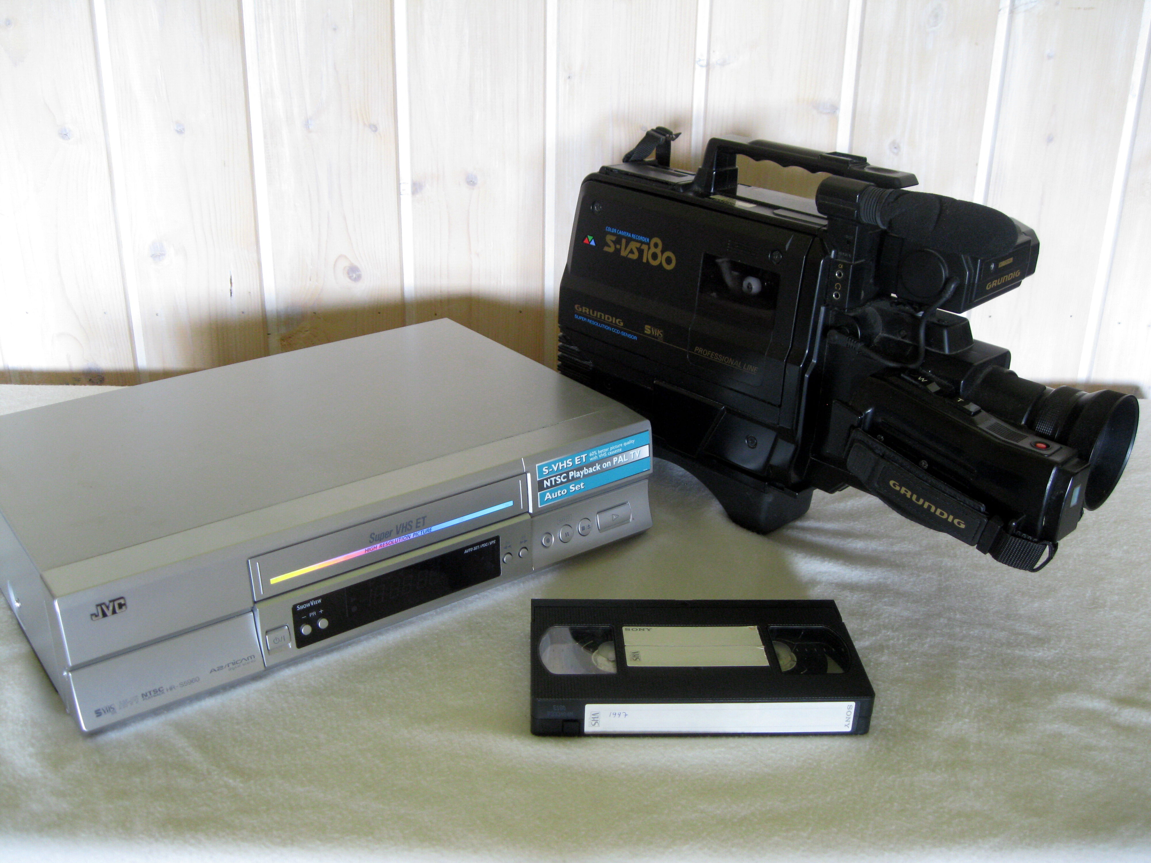 2 pièces Adaptateur Cassette VHS-C pour VHS-C Caméscopes SVHS JVC