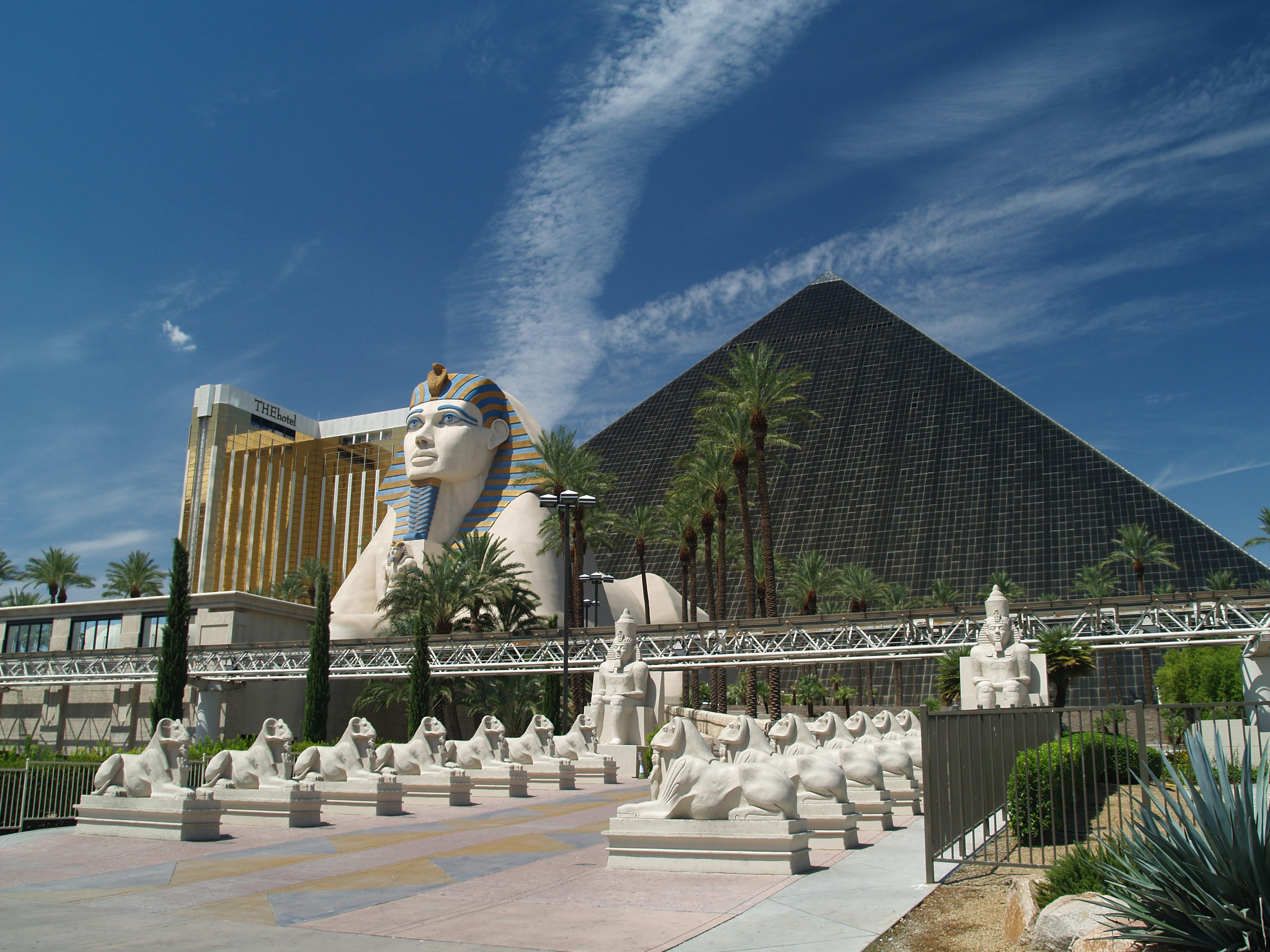 Luxor Las Vegas, The Landmark Wiki