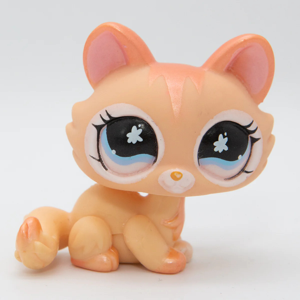 https://static.wikia.nocookie.net/the-littlest-pet-shop-wikia/images/8/8f/LPS_870.jpg/revision/latest?cb=20230623002918