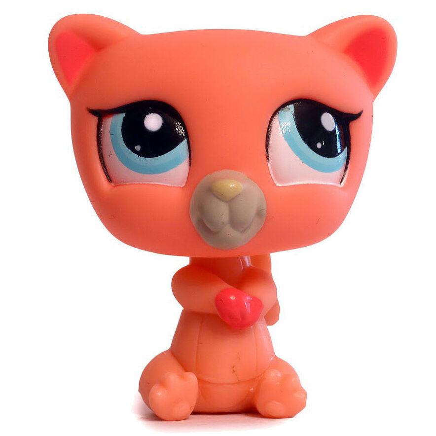 https://static.wikia.nocookie.net/the-littlest-pet-shop-wikia/images/b/bb/LPS_2009.jpg/revision/latest/scale-to-width-down/884?cb=20221017115123