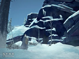 Пещера на выжженном хребте