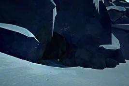 Пещера в ущелье