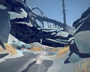 Камень, под которым нужно пролезть