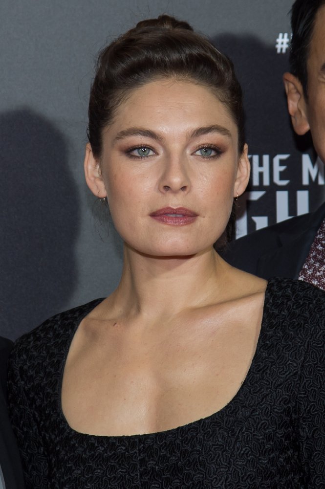 Alexa Davalos The Man in the High Castle Wikia Fandom