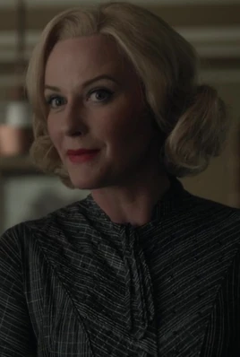 S2 Lucy Collins