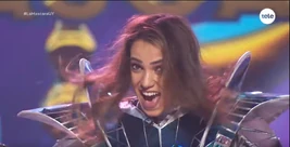 Gata EspejadaUnmasked