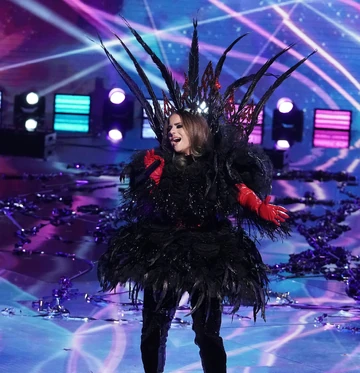 Black Swan (US) | The Masked Singer Wiki | Fandom