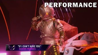 Video Astronaut Sings If I Can T Have You By Shawn Mendes The Masked Singer Season 3 The Masked Singer Wiki Fandom