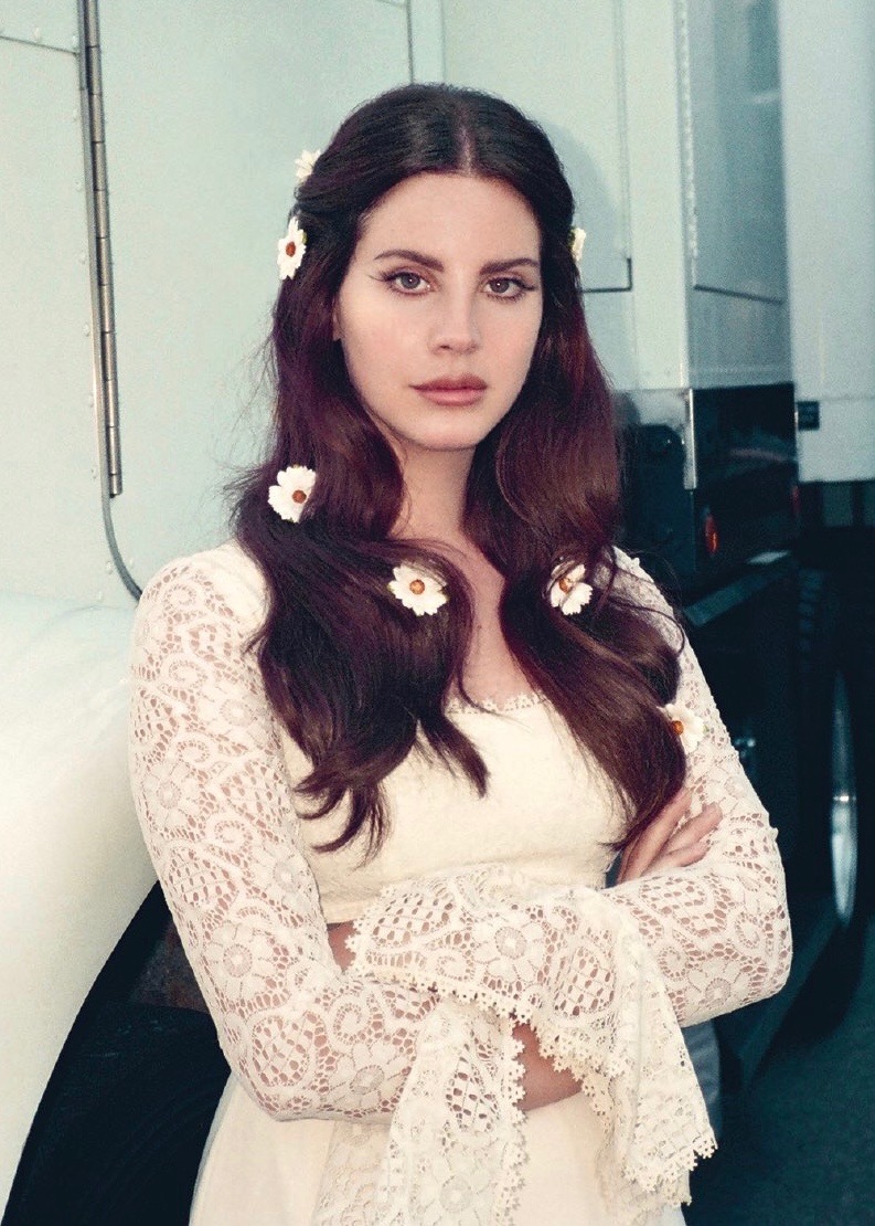 Lana Del Rey, The Neighbourhood Wiki