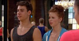 Giselle, Hunter and Thalia apologize to Emily.