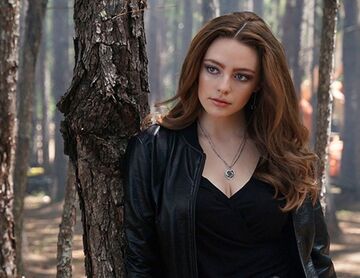 The Originals” Potential Spin-Off Would Center on Klaus and Hayley's  Daughter Hope