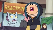 reaccionando con los ojos muy abiertos fuera del Reaction Coven