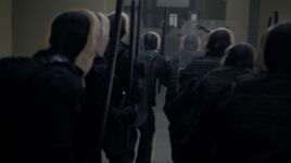 5x22 Under Siege