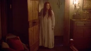 Gloriana still ep.306.jpg (468 KB)