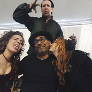 Behindthescenes S3 AdamSimon,Elise,Tamzin&Manson