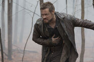 Salem-Promo-Stills-S2E06-11-John Alden