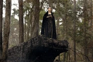 Salem-Promo-Still-S2E02-01-Mary Sibley Crags.jpg (2.49 MB)