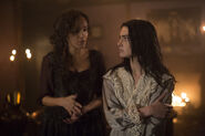 Salem-Promo-Stills-S2E04-01B-Tituba and Mary