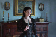 Salem-Promo-Still-S1E03-61-Mary Sibley Athame