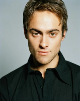 600full-stuart-townsend