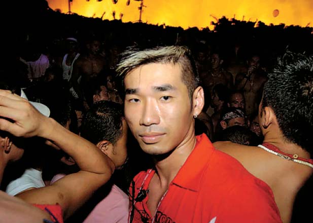 Singapore gay clips
