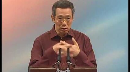 PM_Lee_Hsien_Loong_exempts_indoor_talks_from_police_licence_(22_Aug_2004)