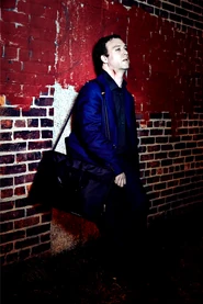 “I’m so tired. I can’t feel anything.“ “When were you stung?“ “I don’t know… Thirty, forty minutes ago? I’m so tired… Will there be pain?“ “A lot.“ “When will I feel it?“ “Soon.