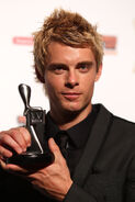 Luke Mitchell 064