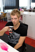 Luke Mitchell 086